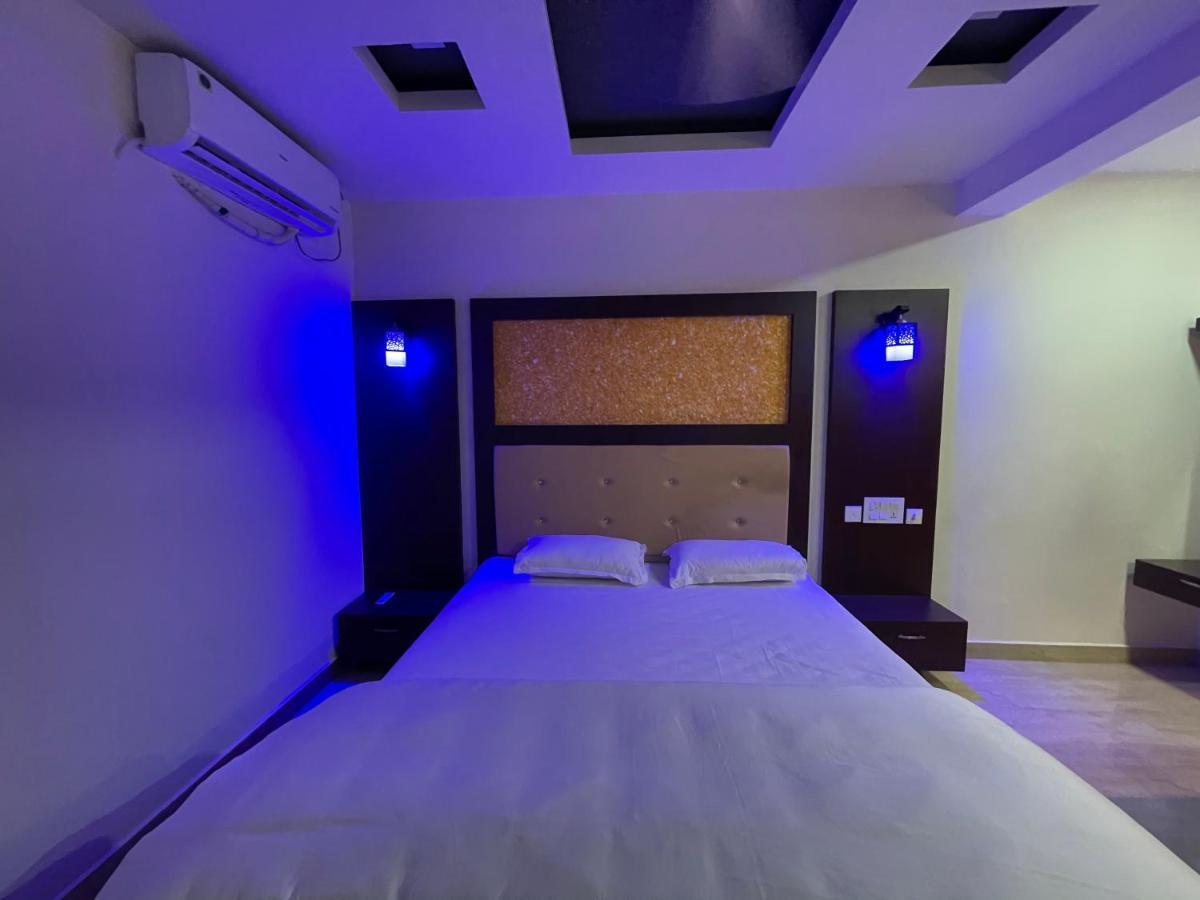 Bassac Residency Hotel Changanācheri Екстериор снимка