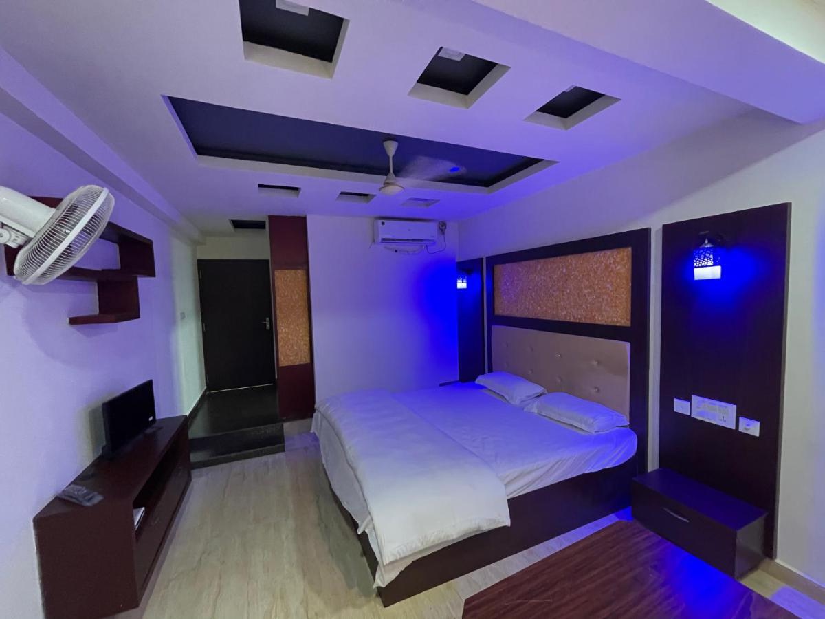 Bassac Residency Hotel Changanācheri Екстериор снимка