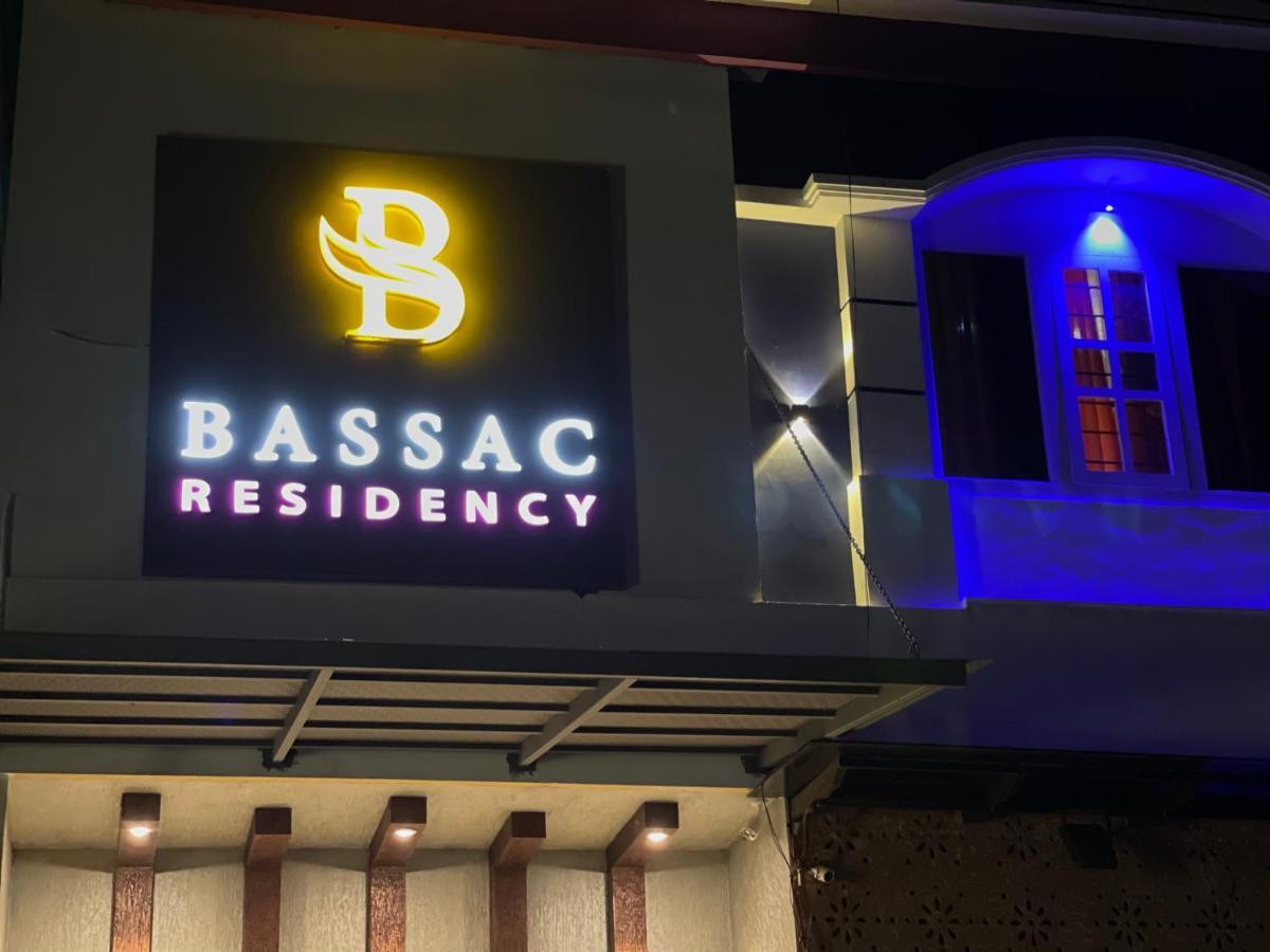 Bassac Residency Hotel Changanācheri Екстериор снимка